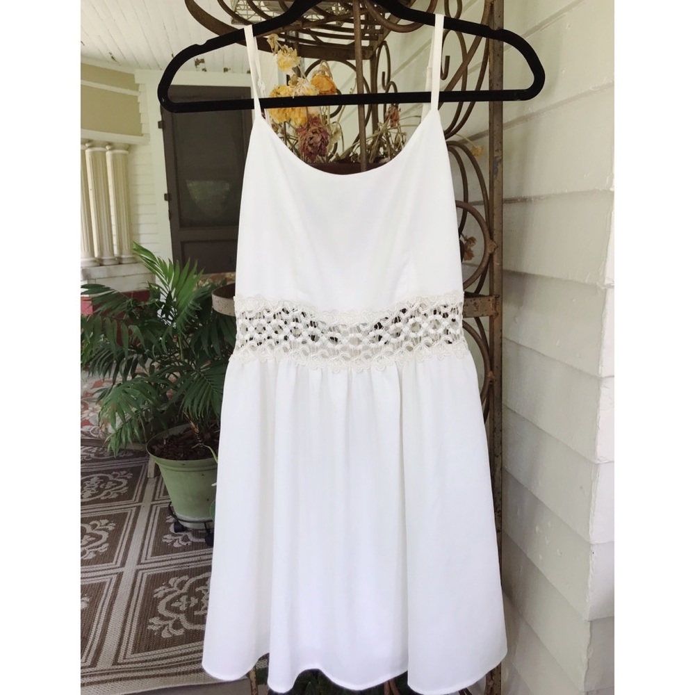 White cutout dress 💫 —SOLD
